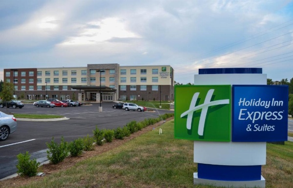 Holiday Inn Express & Suites Raleigh Airport - Brier Creek image 27