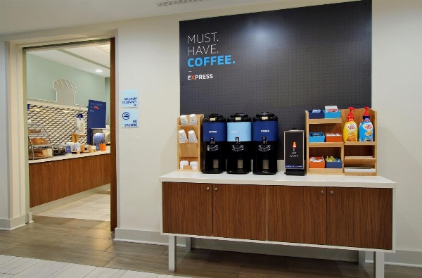 Holiday Inn Express & Suites Raleigh Airport - Brier Creek image 3